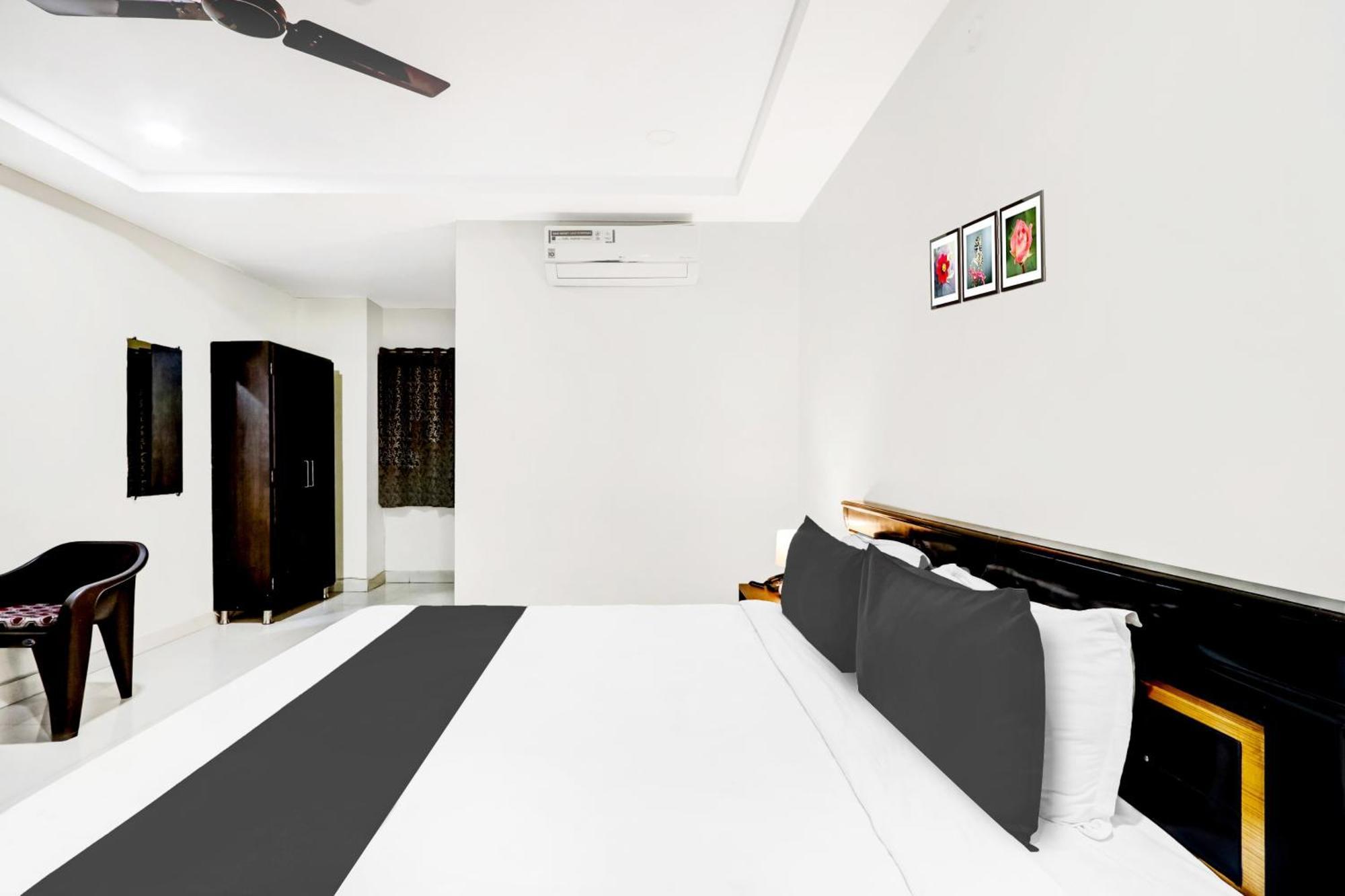 Super Townhouse Daba Garden Road Hotel Визакхапатнам Екстериор снимка