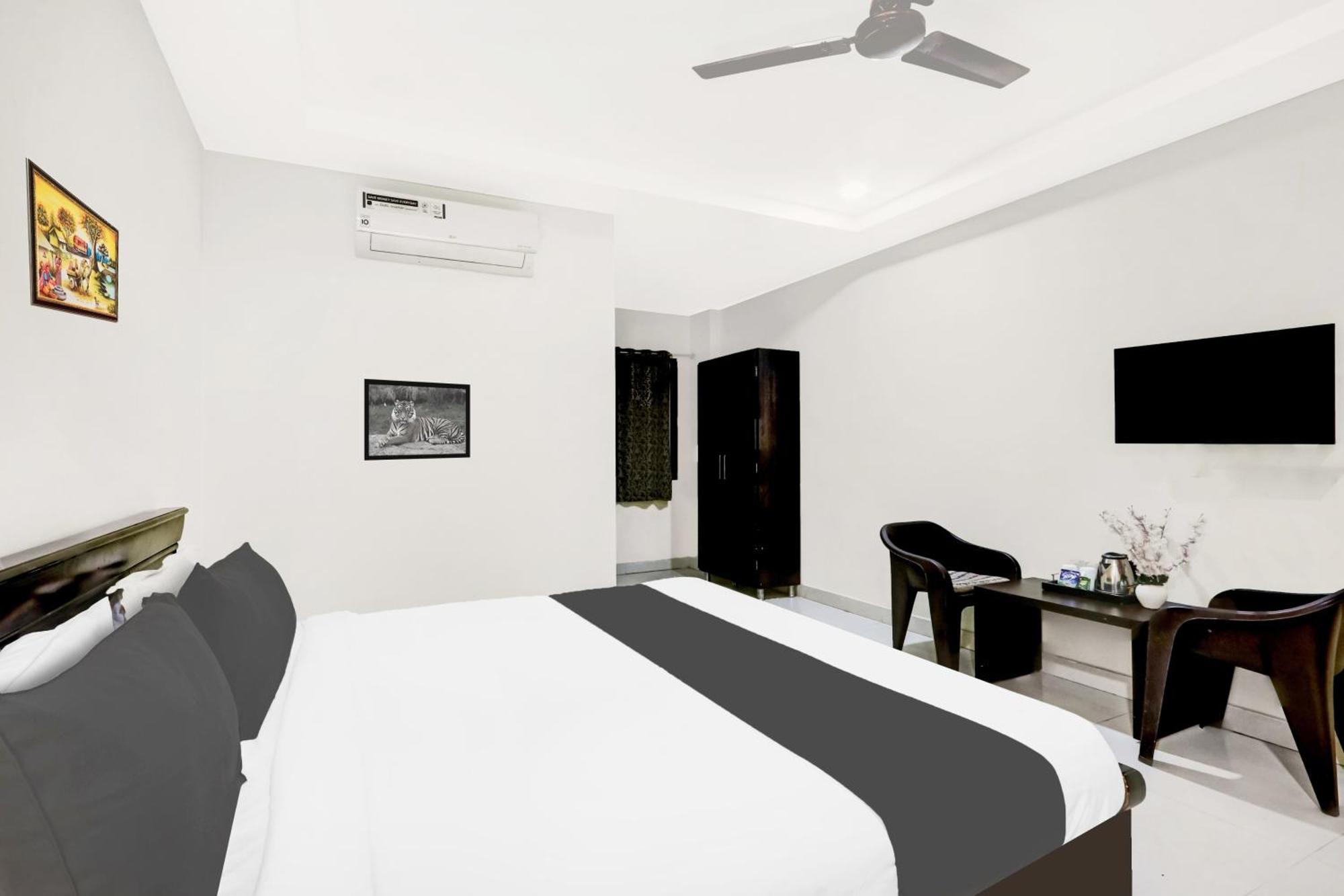Super Townhouse Daba Garden Road Hotel Визакхапатнам Екстериор снимка